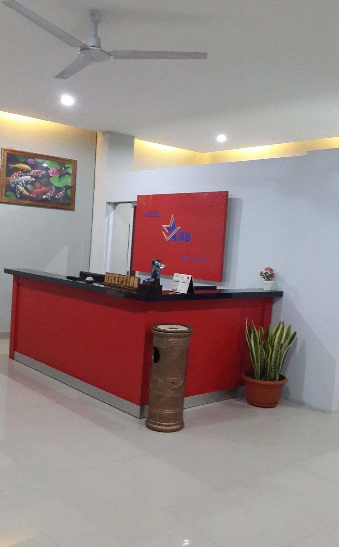 Reddoorz Plus @ Hotel Star 88 Jogyakarta Zewnętrze zdjęcie