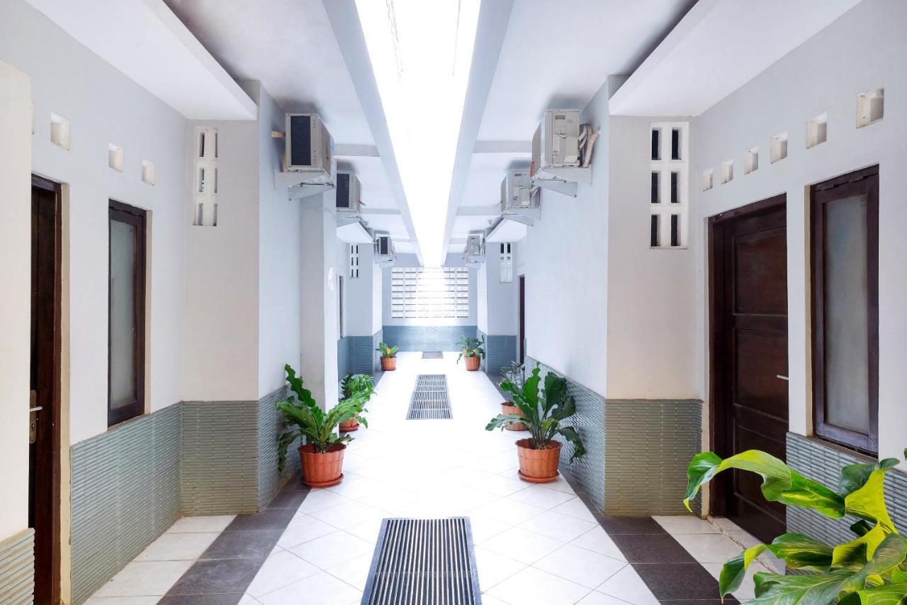 Reddoorz Plus @ Hotel Star 88 Jogyakarta Zewnętrze zdjęcie