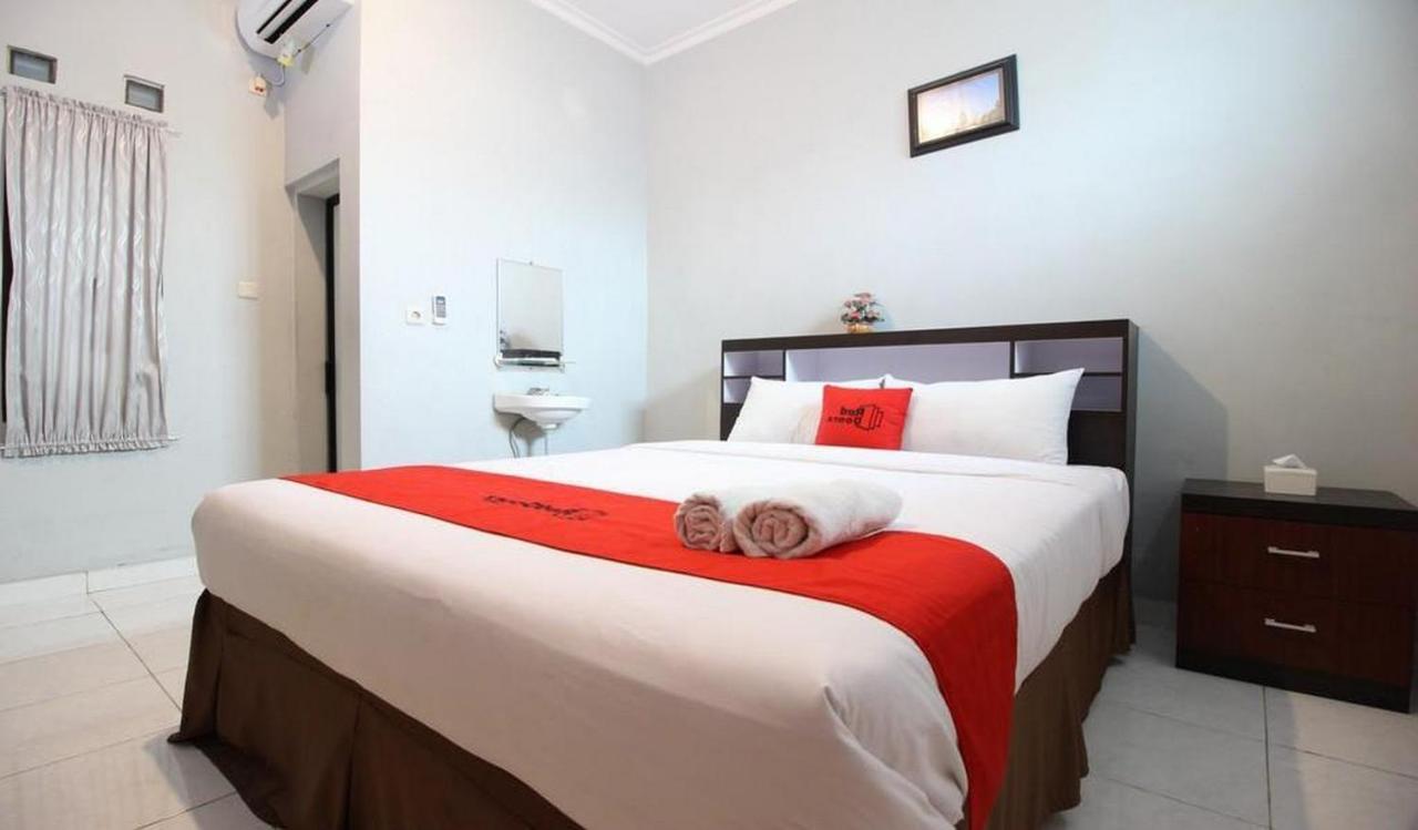 Reddoorz Plus @ Hotel Star 88 Jogyakarta Zewnętrze zdjęcie
