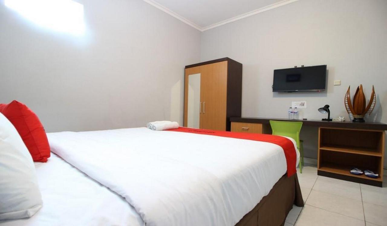 Reddoorz Plus @ Hotel Star 88 Jogyakarta Zewnętrze zdjęcie