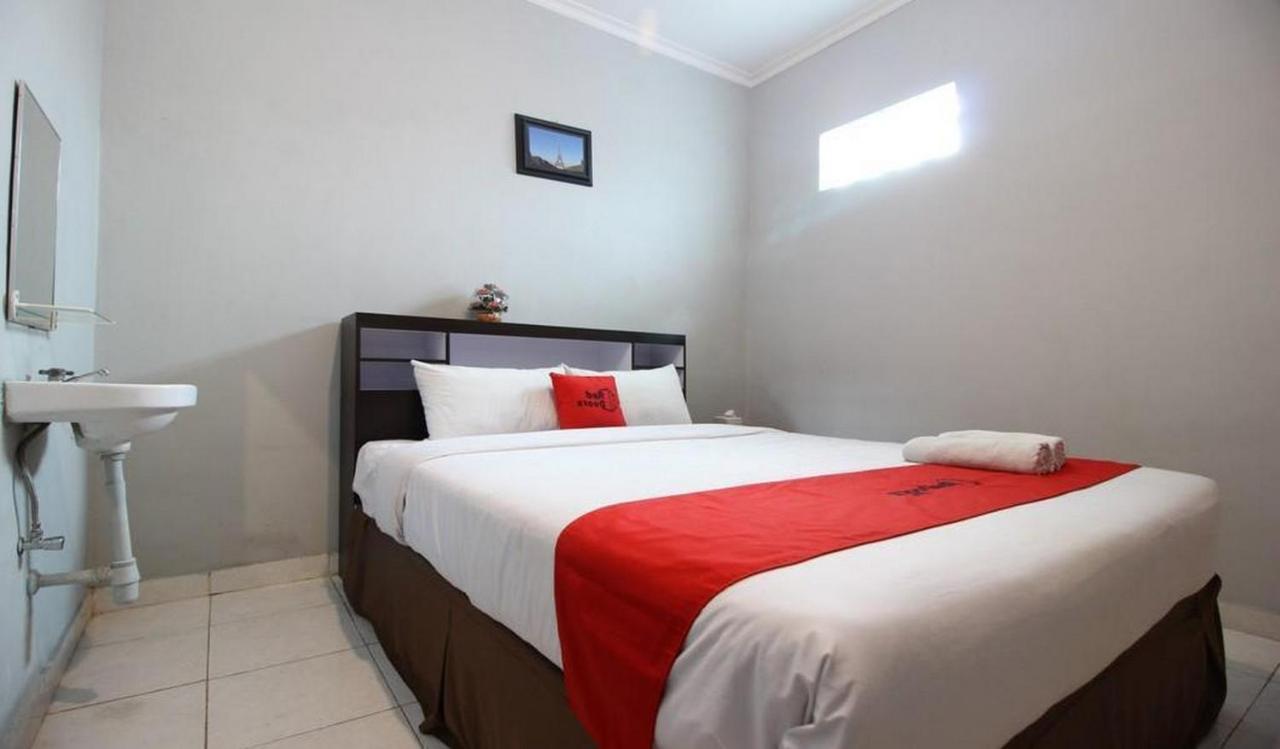 Reddoorz Plus @ Hotel Star 88 Jogyakarta Zewnętrze zdjęcie