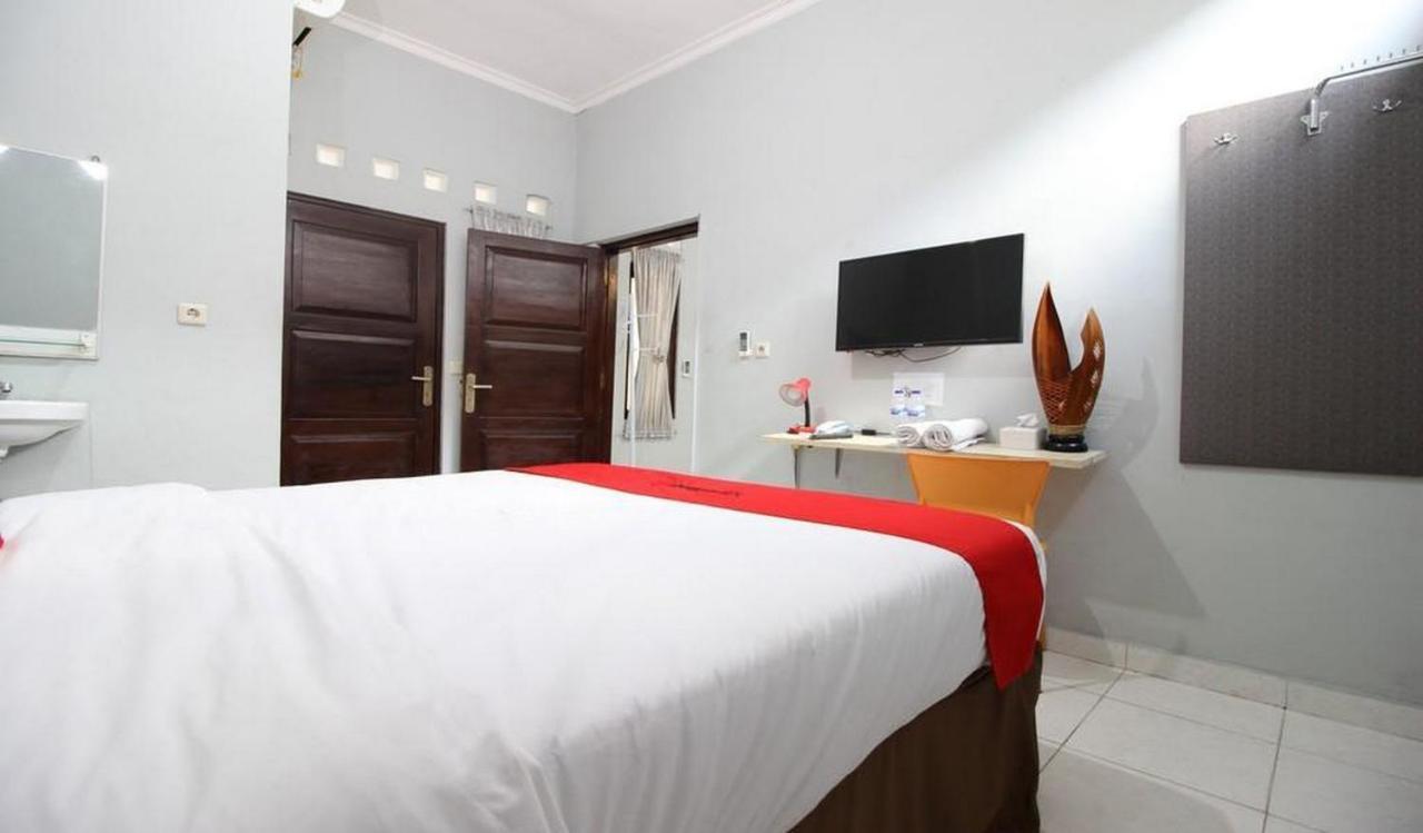Reddoorz Plus @ Hotel Star 88 Jogyakarta Zewnętrze zdjęcie